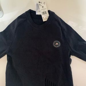 Stella McCartney truster w tee new. Color black